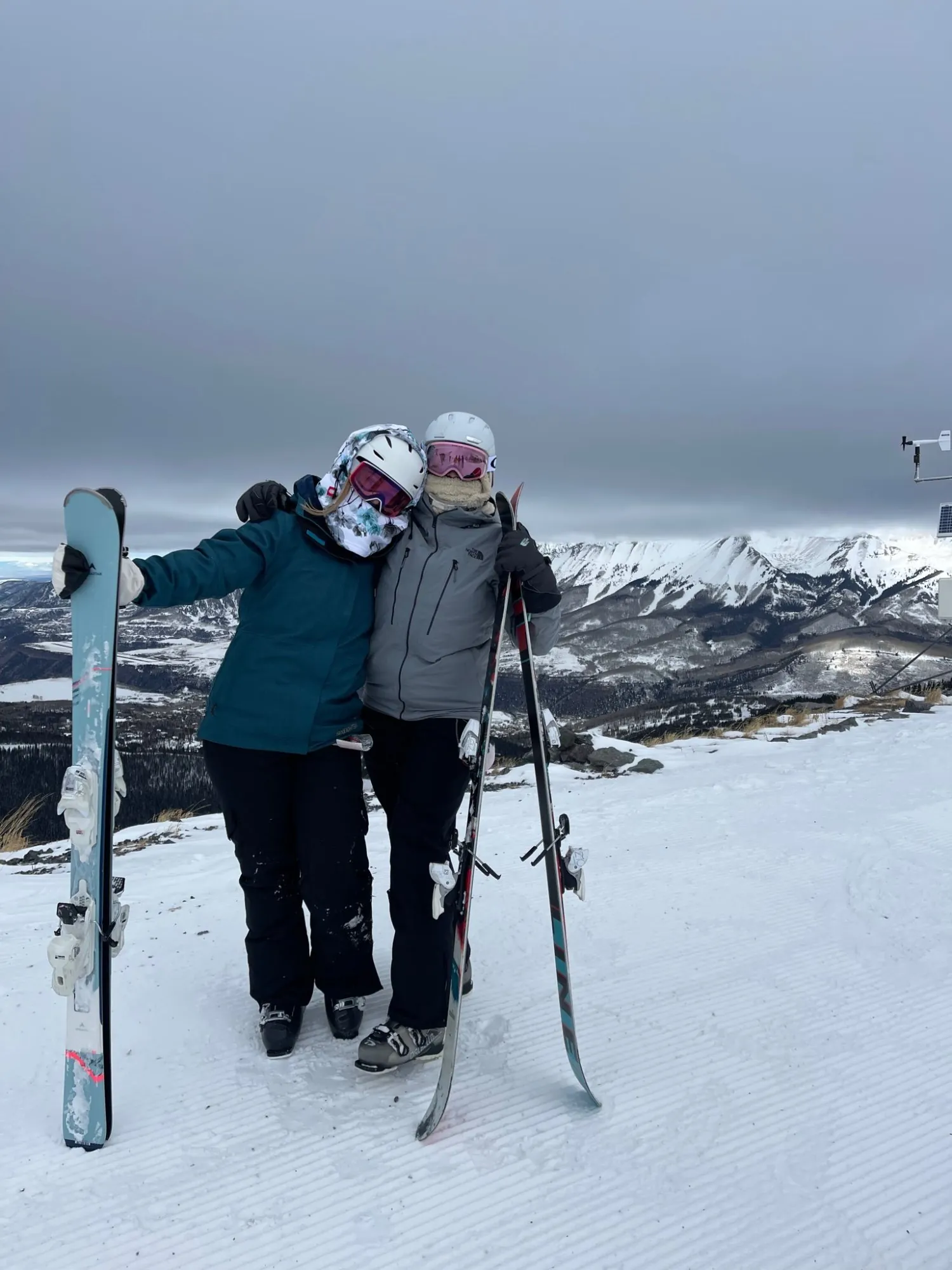 Snowboarders lineup