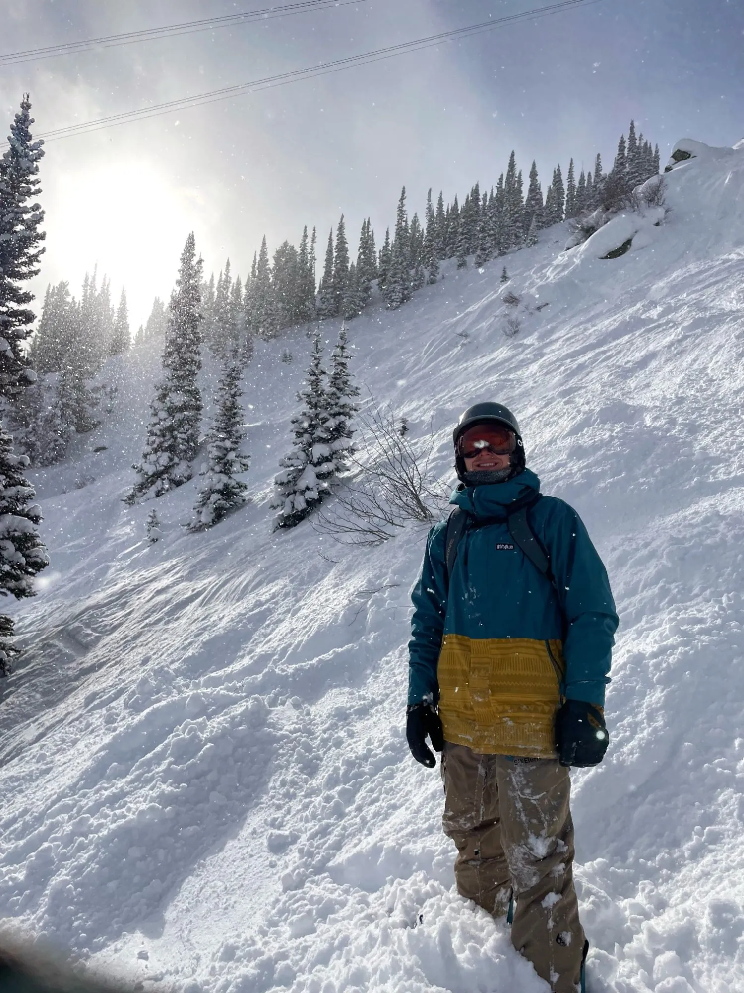 Powder snowboarder